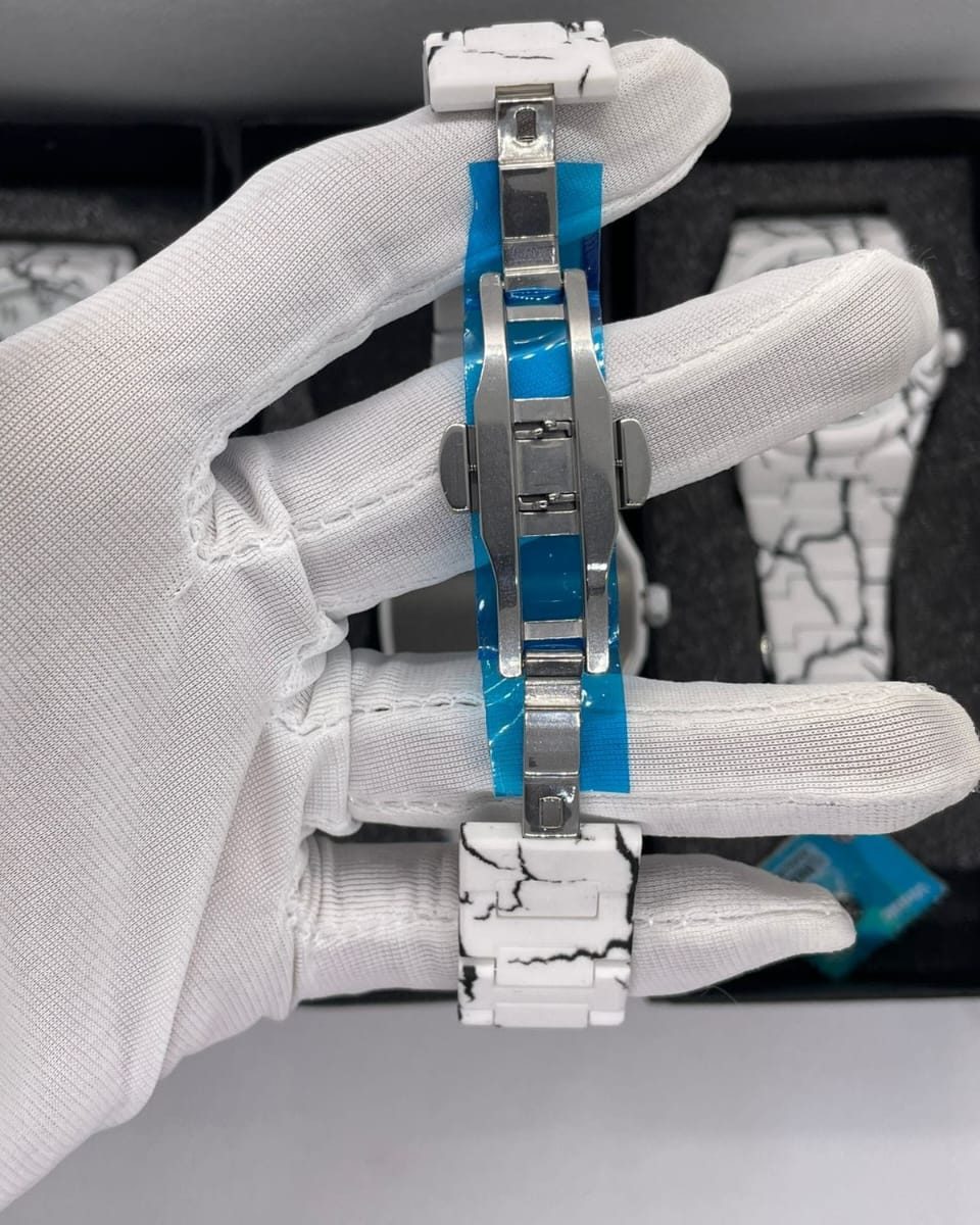 White Aura Marble Chain Watch with Fiber Material & Butterfly Lock