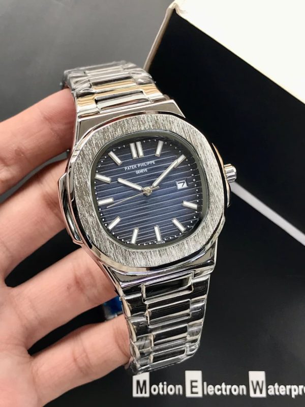 Patek Philippe Geneve Nautilus Series Wrist Watch For Men - Image 6